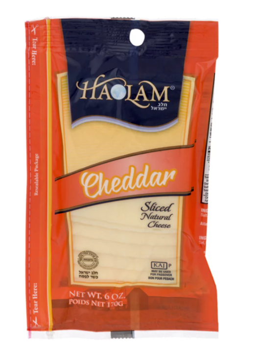 גבינת צ'דר פרוסה טבעית