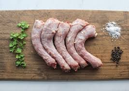 DE CHICKEN NECKS