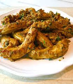DE CHICKEN NECKS