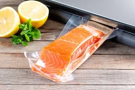 Vacuum Salmon with/Skin Filete